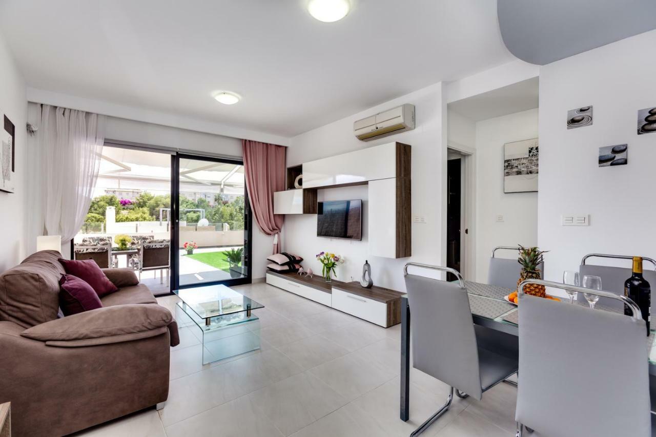 La Zenia Sabrina Apartment 5 Оріуела Екстер'єр фото
