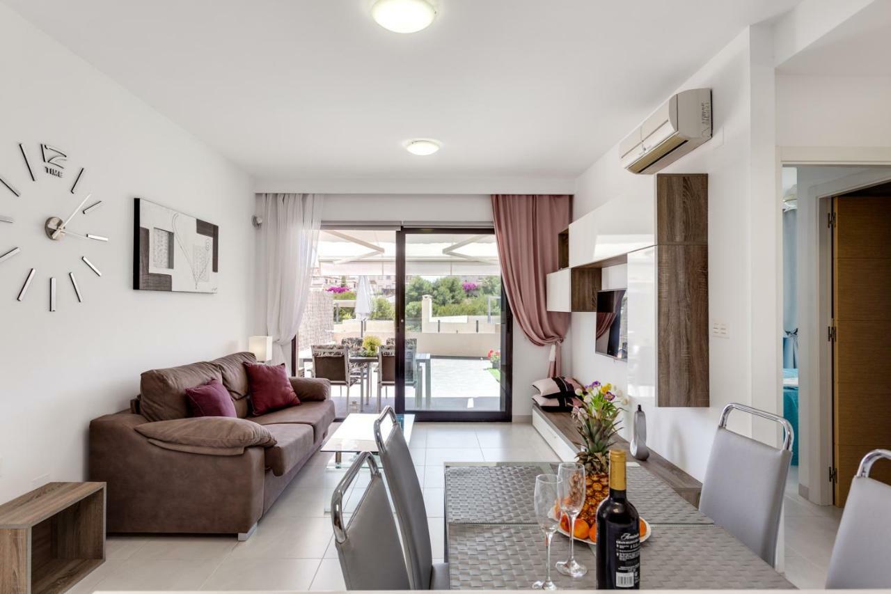 La Zenia Sabrina Apartment 5 Оріуела Екстер'єр фото